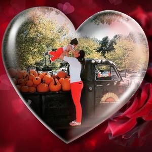 Meet your Posher, Emilia